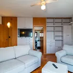 Robert By Interhome Τρογκίρ