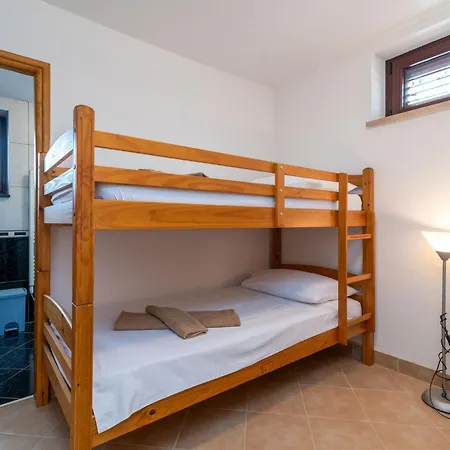 Ferienhaus Robert By Interhome