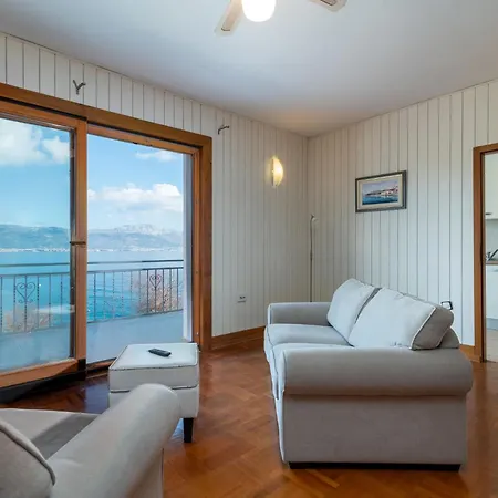 Robert By Interhome * Trogir